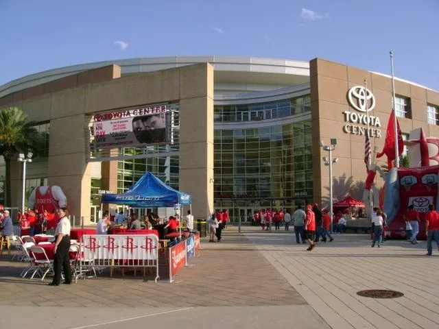 concerts at Toyota Center